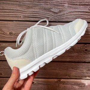 EASY STEPS | Ferris White Mesh Trainers